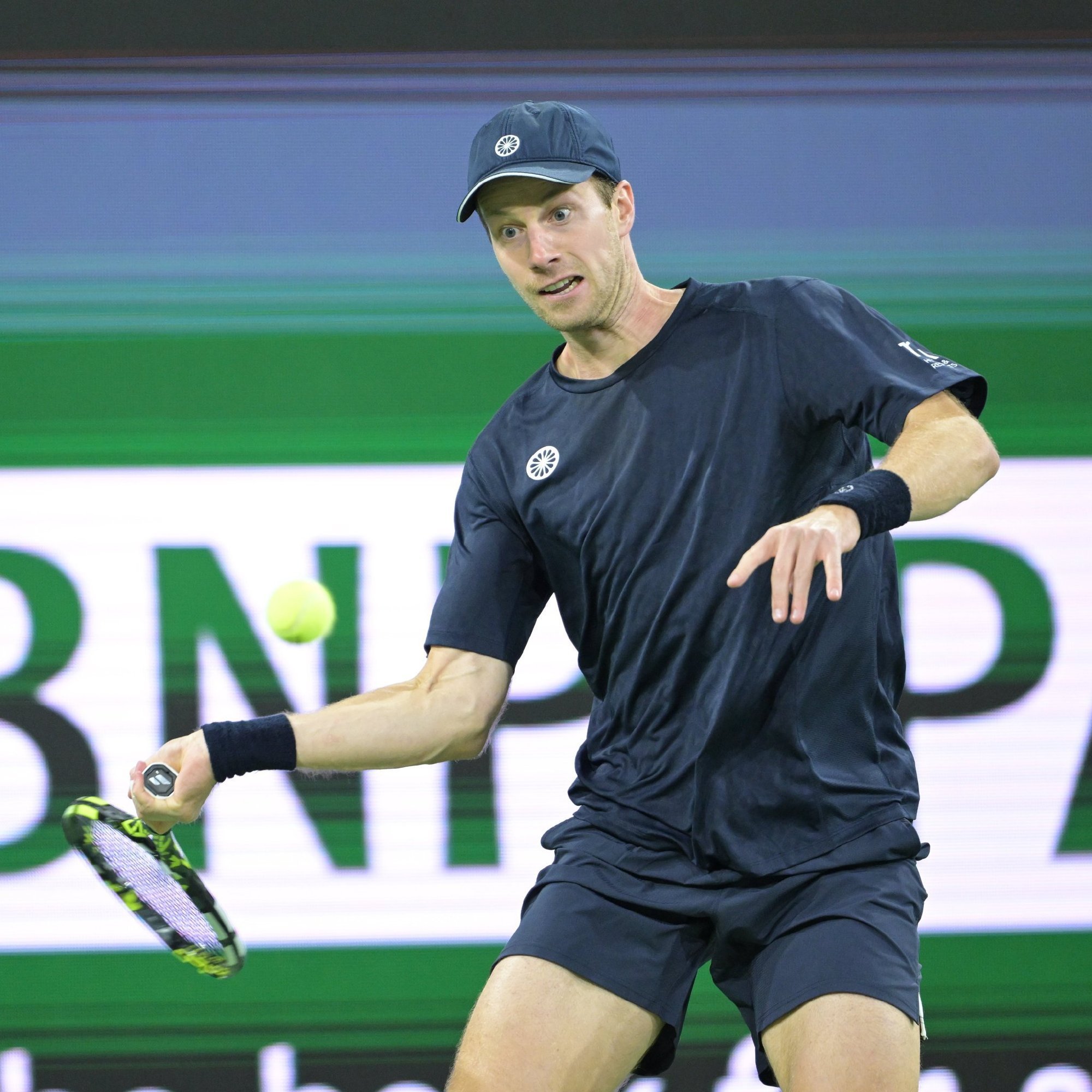 PG电子-德约科维奇意外战胜IG，战术调整引爆全场！